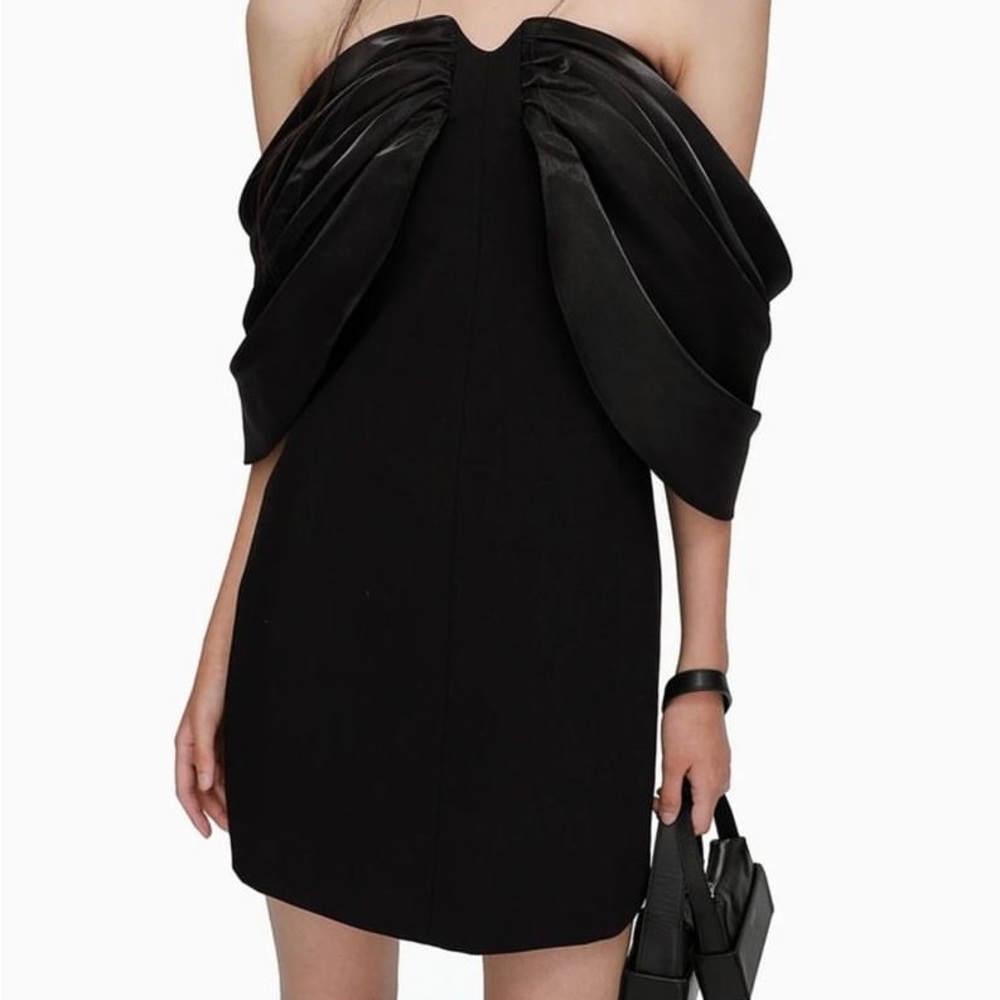 Strapless Off-Shoulder Pleated Cocktail Dress